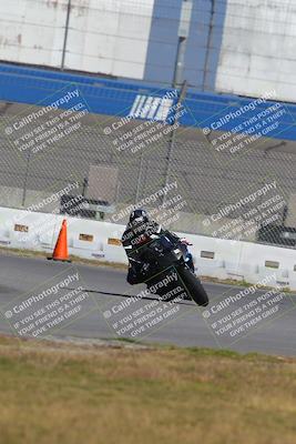 media/Nov-26-2022-Fastrack Riders (Sat) [[b001e85eef]]/Level 2/Session 3 Outside Turn 9/